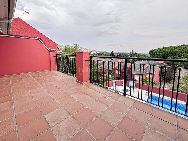 Foto a7820caf-55b8-440c-8b10-5fe96d04d011. Casa amb piscina a Collado Mediano