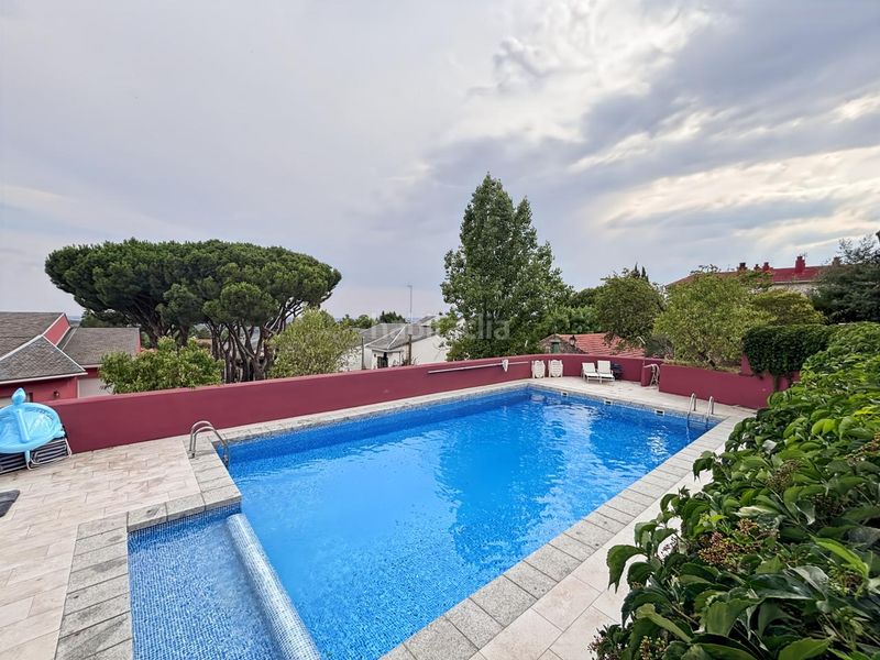 Foto b5e1f201-6e26-485d-a1b2-b03df4dab68d. Casa amb piscina a Collado Mediano