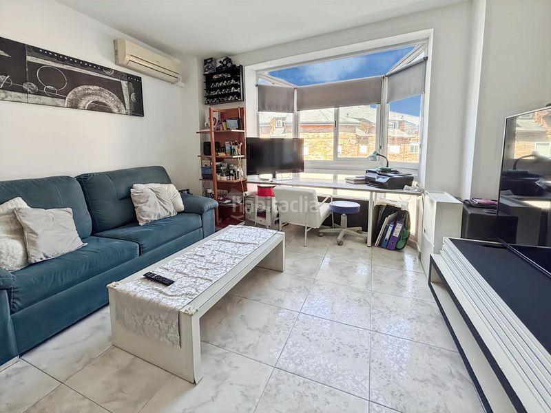 Foto c1beb5e9-9c37-445a-865c-46a941fc3c8f. Duplex in Colmenarejo