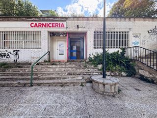 Local Comercial  Calle del sil. Local de 245 m con posibilidad de cambio de uso a vivienda resid