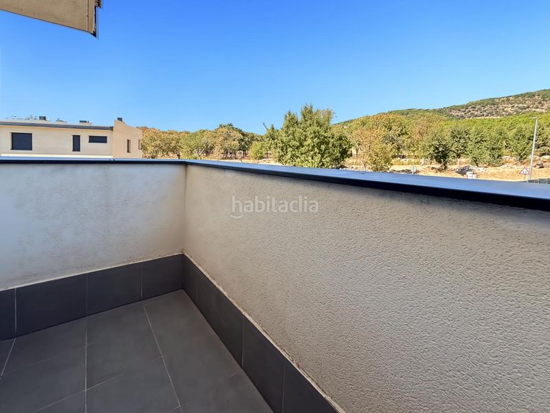 Foto 15bc2ee5-dadd-4c7f-aa45-dd56e3115434. Casa amb calefacció aparcament piscina a Colegios Moralzarzal