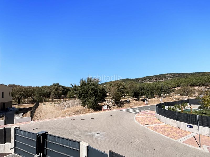 Foto 1bd5bce1-b13b-4d99-85a0-3ed9d0b5c7d0. Casa amb calefacció aparcament piscina a Colegios Moralzarzal