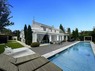 Casa a Monteclaro. Chalet independiente en venta, monteclaro, pozuelo de alarcon, m