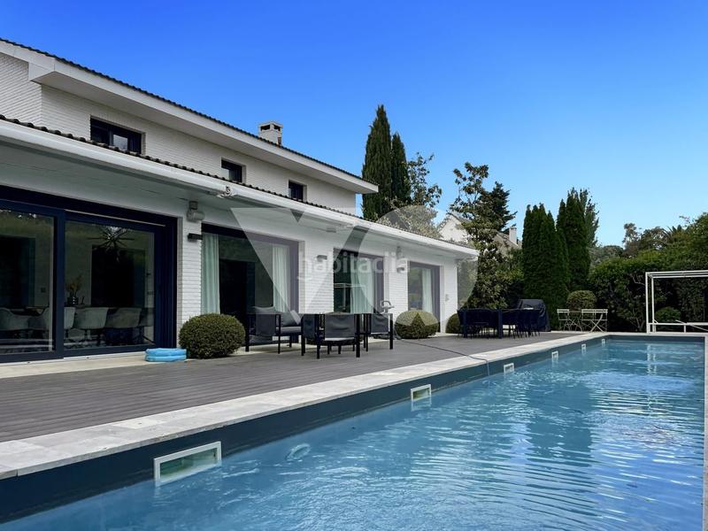 Foto 673ada31-d3c9-489d-87c8-950a9766980d. Maison avec chauffage parking piscine dans Monteclaro Pozuelo de Alarcón