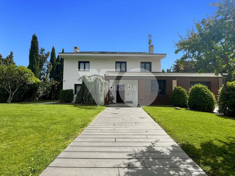 Foto b163582d-7d95-4b1f-b2df-3ecaf32f157e. Maison avec chauffage parking piscine dans Monteclaro Pozuelo de Alarcón