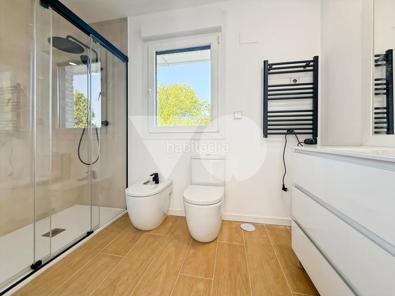 Foto ff78c322-3617-4073-8d33-0c02892a3e74. Maison avec chauffage parking piscine dans Monteclaro Pozuelo de Alarcón