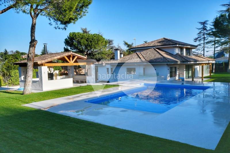 Foto 1ab2e4b5-54f4-4ad0-ae89-1f3e5772de28. Casa chalet independiente en alquiler, Las Lomas, , madrid en Boadilla del Monte
