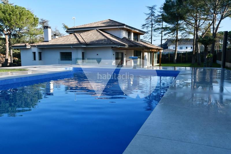 Foto cdef1799-8d67-4bb0-9080-d97f0bb255e4. Casa chalet independiente en alquiler, Las Lomas, , madrid en Boadilla del Monte