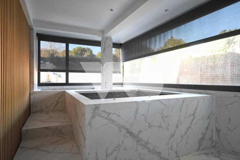 Foto e2e1a43e-3ec8-45df-984f-3b3061a8832b. Casa chalet independiente en alquiler, Las Lomas, , madrid en Boadilla del Monte