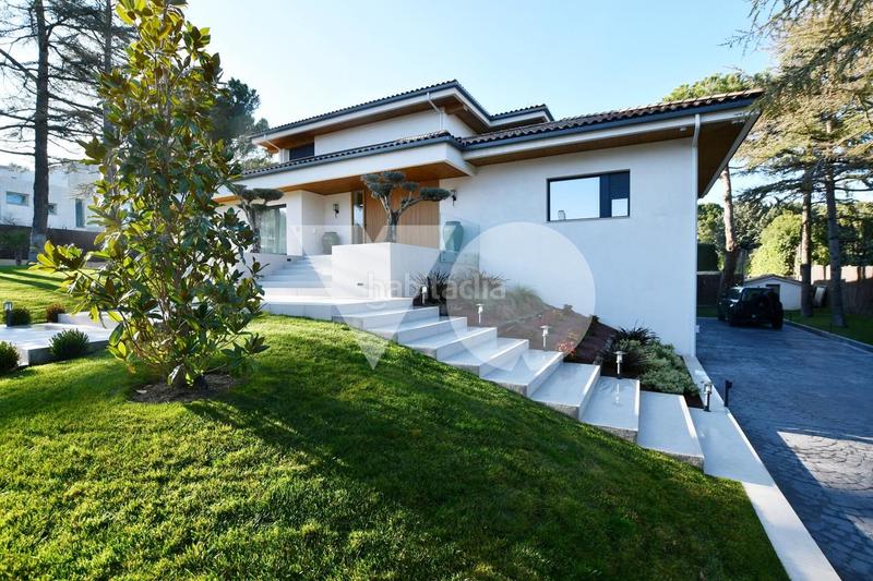 Foto e5106d4b-9910-4c38-9198-ae010972f90a. Casa chalet independiente en alquiler, Las Lomas, , madrid en Boadilla del Monte