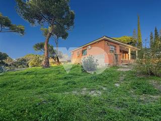 Maison à Almorox. Chalet independiente en venta, pinar de almorox, almorox, toledo