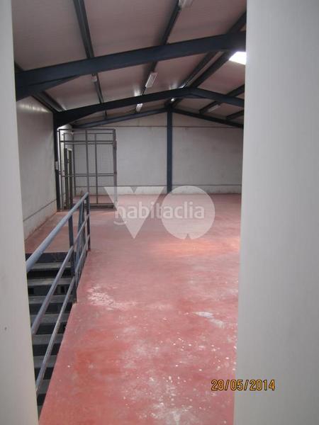 Foto 3a3aaceb-5eff-4f14-99e4-e55fab5efe9a. Industrial building in Leganés norte Leganés