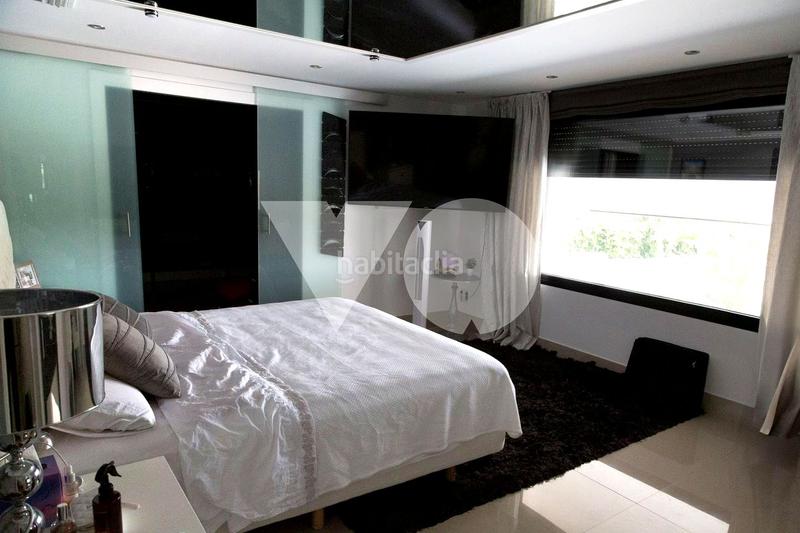 Foto a2c70bed-b989-4b3d-b247-fd1b0216e87c. Location maison avec chauffage parking piscine dans Boadilla del Monte
