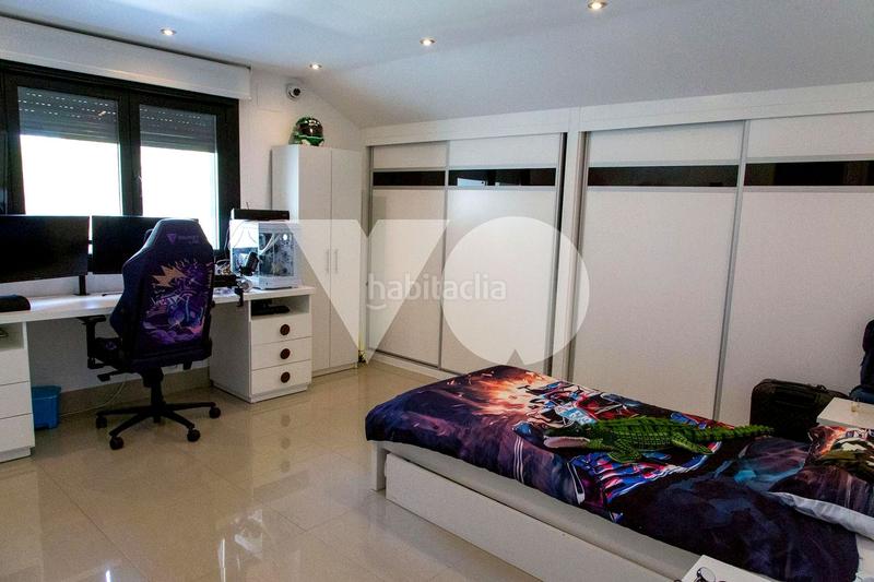Foto 1de84424-bb5d-43e3-89e7-cc1b3488e06a. Rent house with heating parking pool in Las Lomas Boadilla del Monte