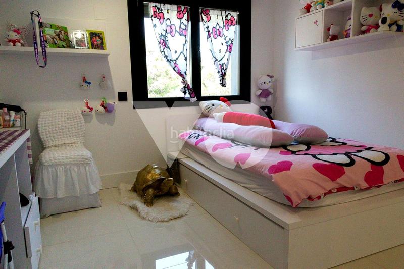 Foto 3dcdc5c1-7045-4d41-b1fe-d306b3c41294. Rent house with heating parking pool in Las Lomas Boadilla del Monte