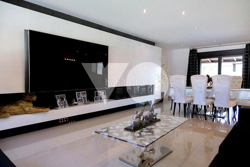 Foto 4017588a-7c34-4150-be17-3daf91fd1cfa. Rent house with heating parking pool in Las Lomas Boadilla del Monte