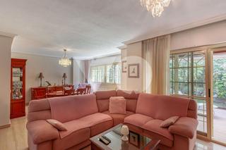 Doppelhaus in Golf-El Carralero. Chalet adosado en venta, golf  el carralero, majadahonda, madrid
