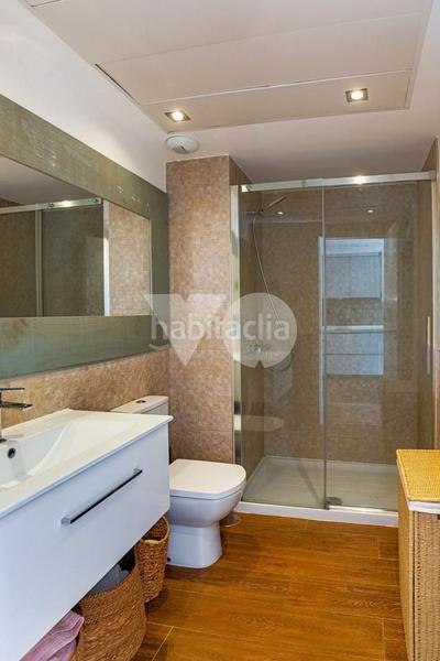 Foto 1ee62f0c-6c9f-4cfd-bae6-8b55f25cbb7a. Reihenhaus mit heizung pool in Valenoso Boadilla del Monte