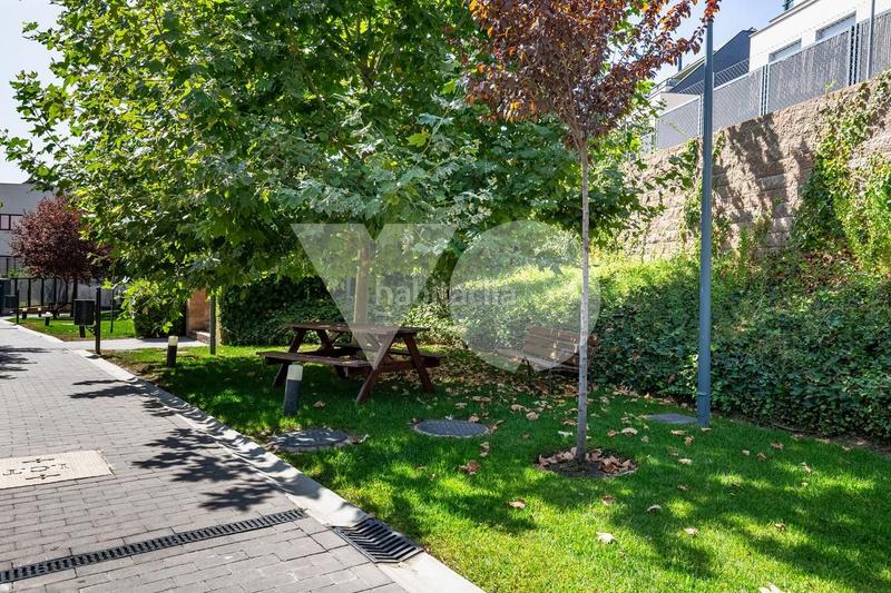 Foto 3a46ff3b-d490-47b7-bc26-8b17d1dac11d. Reihenhaus mit heizung pool in Valenoso Boadilla del Monte