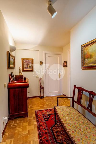 Foto 397b0d3f-7455-48c6-aac2-968d4a721bd0. Casa amb calefacció aparcament piscina a Monte el Pilar Majadahonda