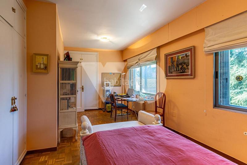 Foto 553b2e4e-ee6d-4979-b75d-0f0670d402d6. Casa amb calefacció aparcament piscina a Monte el Pilar Majadahonda