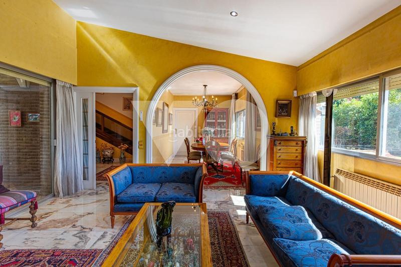 Foto 7bb1dbdf-9745-4d58-9306-fd7469c28c66. Casa amb calefacció aparcament piscina a Monte el Pilar Majadahonda