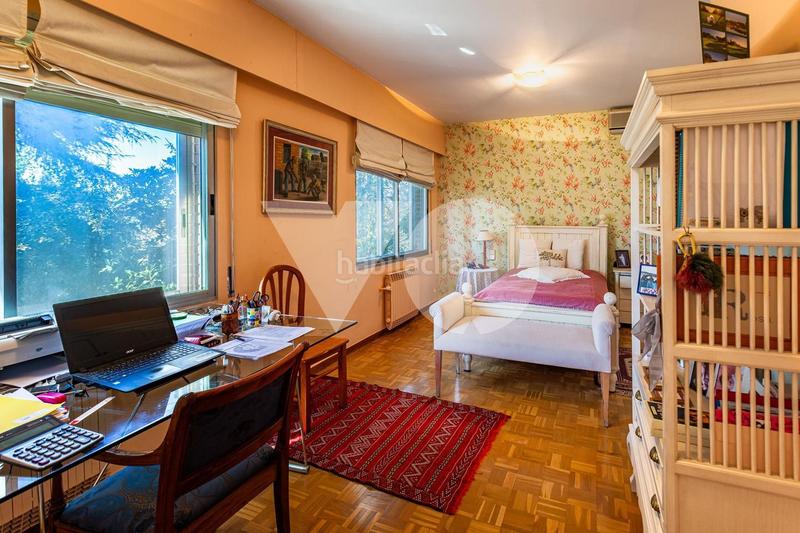 Foto e9236690-00af-44f6-bdf9-634cfabda678. Casa amb calefacció aparcament piscina a Monte el Pilar Majadahonda