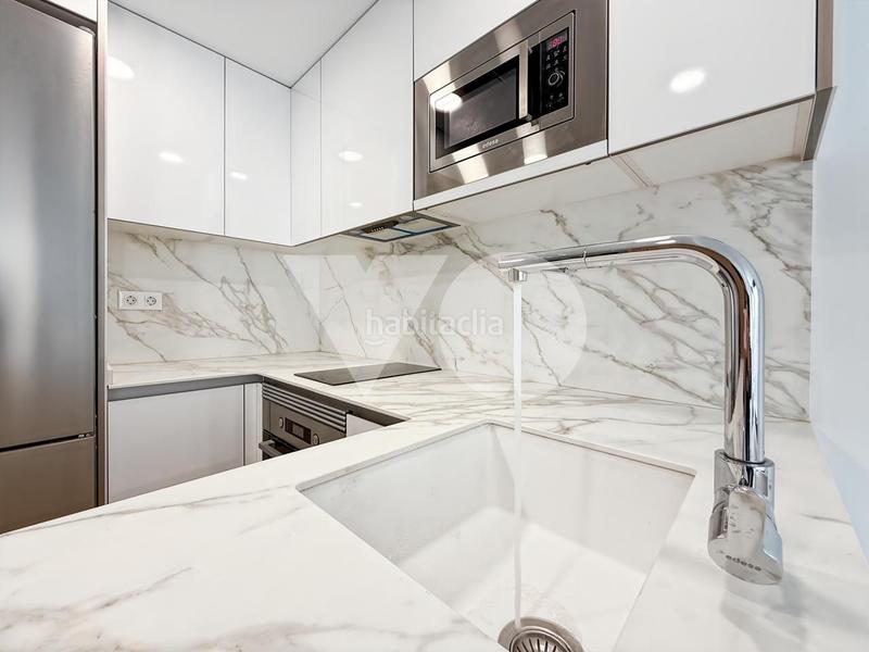 Foto 8f1185b2-5487-4c16-939c-69783a7ec8db. Miete zweistöckige wohnung mit heizung in Casco Antiguo Majadahonda