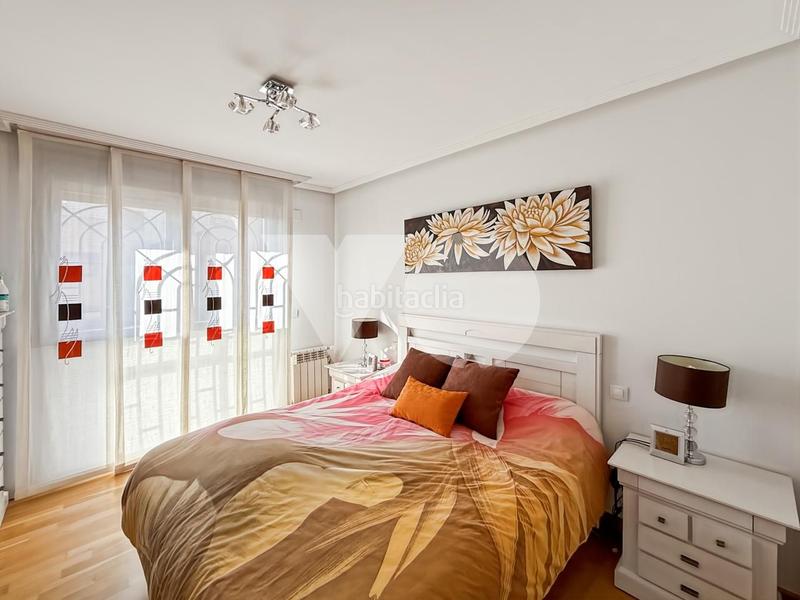 Foto 03e08c6c-bf78-4cbe-9ecf-f3b87ec0b70e. Casa adossada amb calefacció piscina a Hospital Valdemoro