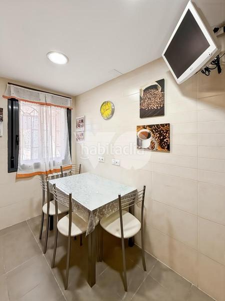 Foto 0483bda0-7e0e-4aec-b3b2-7b0e2f9ba2db. Casa adossada amb calefacció piscina a Hospital Valdemoro