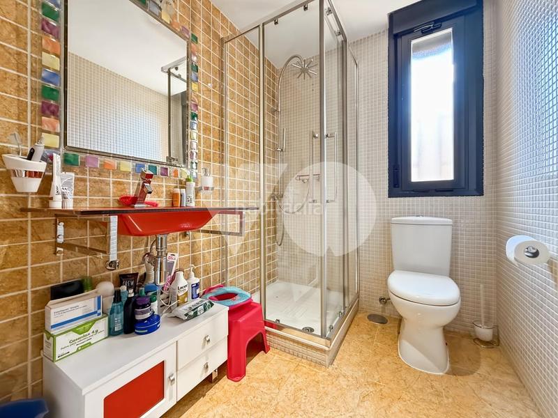 Foto 2bd8acad-be2e-4167-9b31-46c4e42c04e0. Casa adossada amb calefacció piscina a Hospital Valdemoro