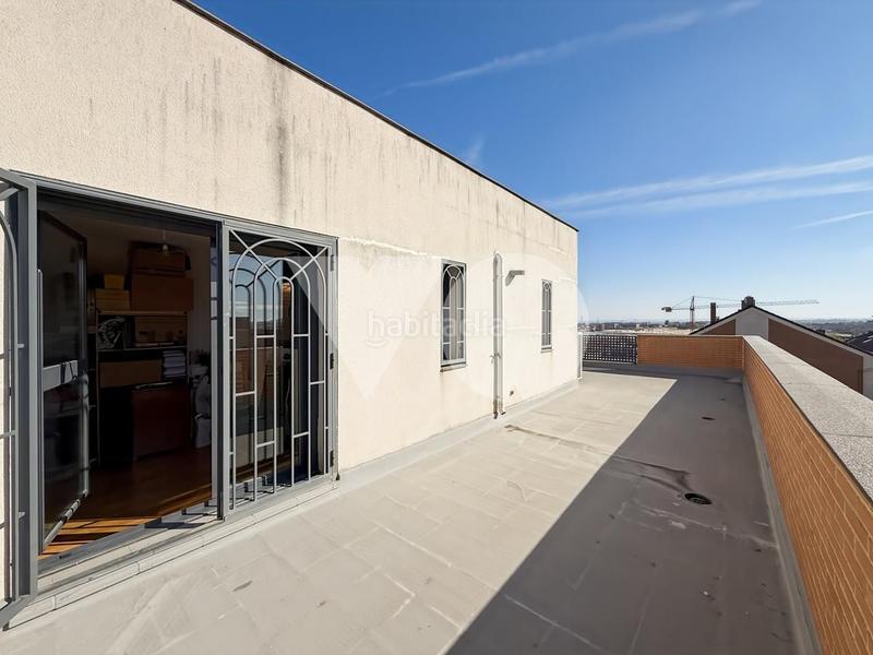 Foto 387e959b-8fb1-4e30-8805-b2ed3c6e35e5. Casa adossada amb calefacció piscina a Hospital Valdemoro