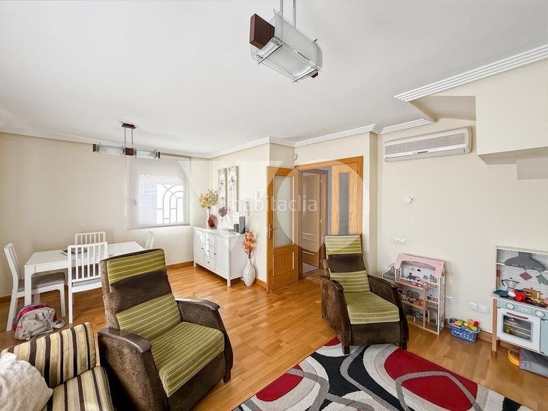 Foto 5d2bb941-f541-418a-8063-4d21b1fa068d. Casa adossada amb calefacció piscina a Hospital Valdemoro