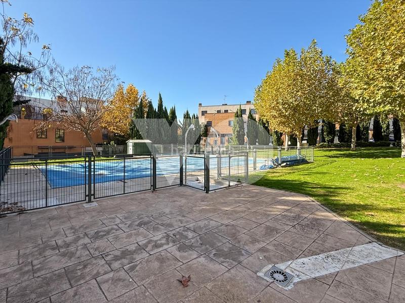 Foto 7495713d-ea63-40bc-8fa3-f8d9a438b13d. Casa adossada amb calefacció piscina a Hospital Valdemoro