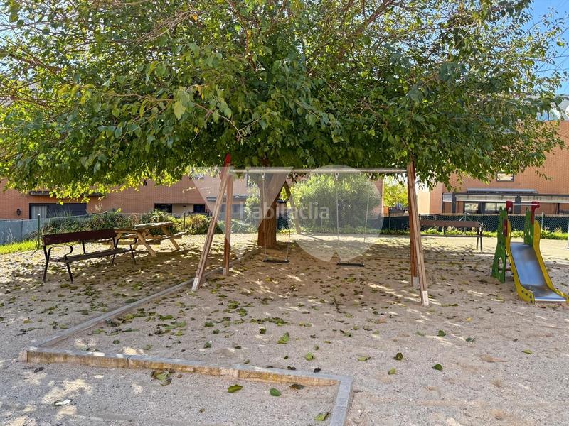 Foto e8742f37-31d4-474f-8a77-caf642d57359. Casa adossada amb calefacció piscina a Hospital Valdemoro