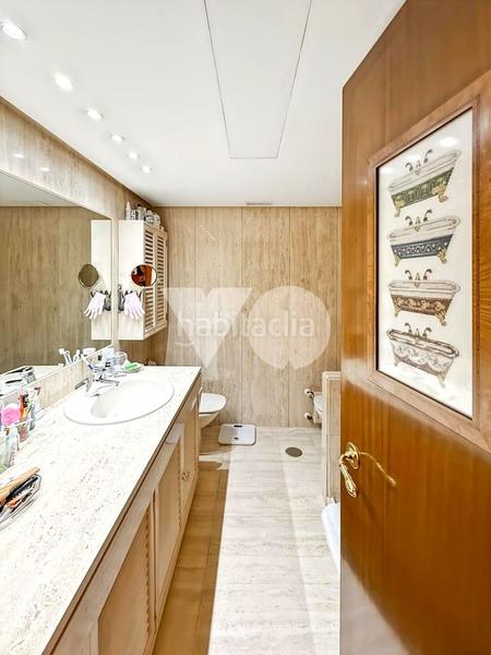 Foto 1e7a08f3-2173-4c1a-b439-000e69dd67d8. Casa adossada amb calefacció piscina a El Burgo Rozas de Madrid (Las)