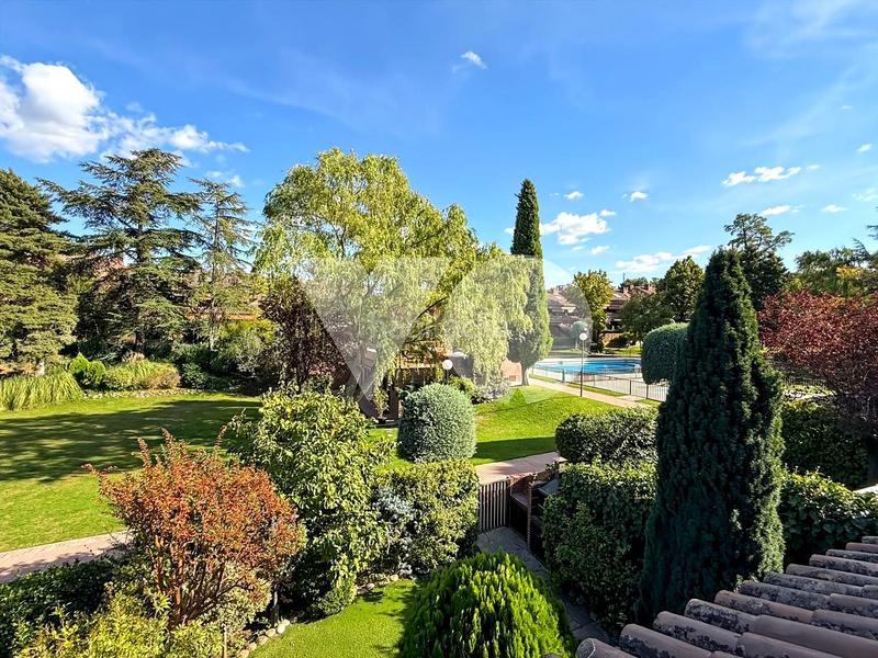 Foto 8c8db1f7-cbad-4c10-a101-de918ce7fd25. Casa adossada amb calefacció piscina a El Burgo Rozas de Madrid (Las)