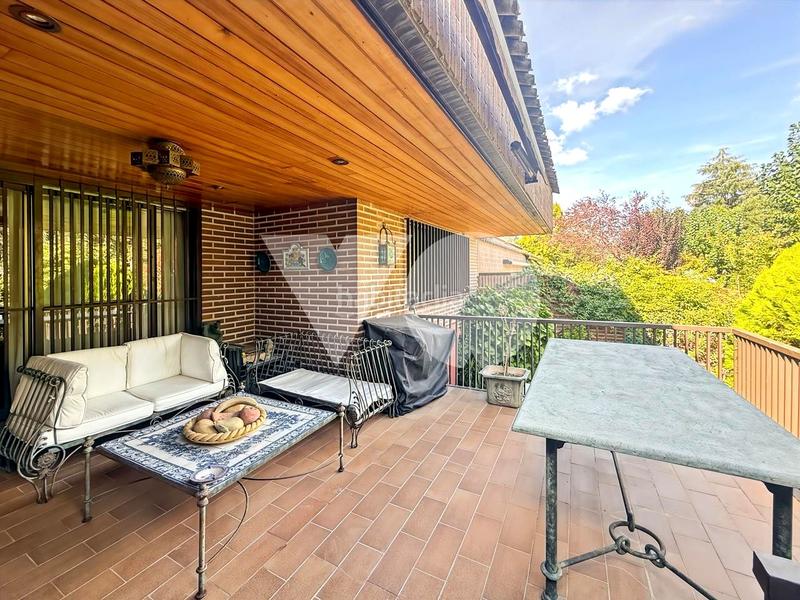 Foto b32d17a4-248d-438f-a116-b029728c50ef. Casa adossada amb calefacció piscina a El Burgo Rozas de Madrid (Las)