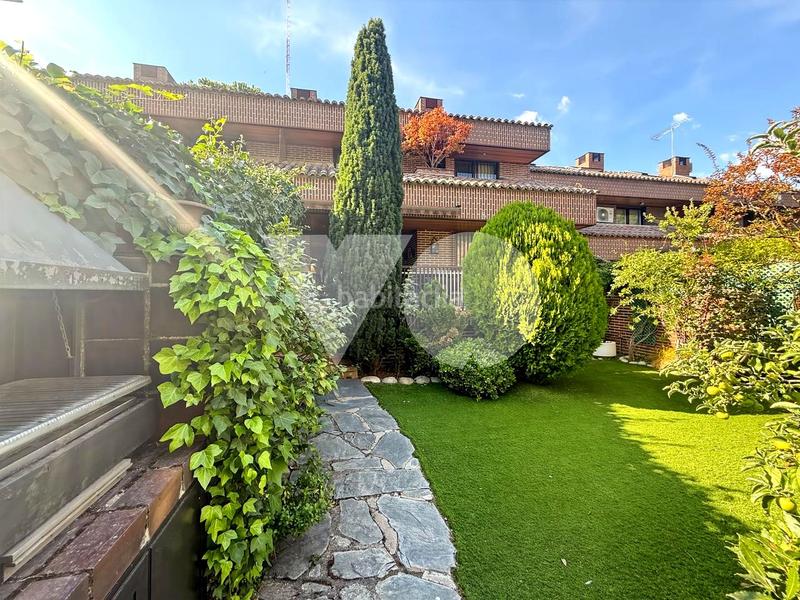 Foto eb3865bd-2d5c-44cd-9b89-4ecad4cb2224. Casa adossada amb calefacció piscina a El Burgo Rozas de Madrid (Las)