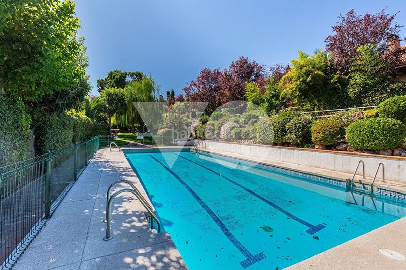 Foto 43ce7ef4-4225-47f6-92a4-9452fd2b0f15. Casa con riscaldamento piscina in Carretera del Plantío Majadahonda