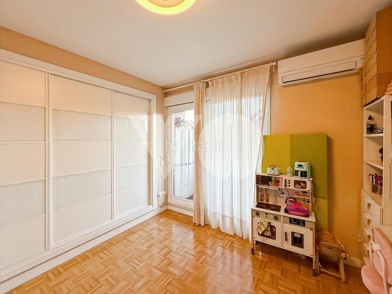 Foto 87a2eb4a-de37-409e-a103-ad6368709051. Dúplex amb calefacció aparcament piscina a Los Llanos-Valle Pardo Villanueva del Pardillo