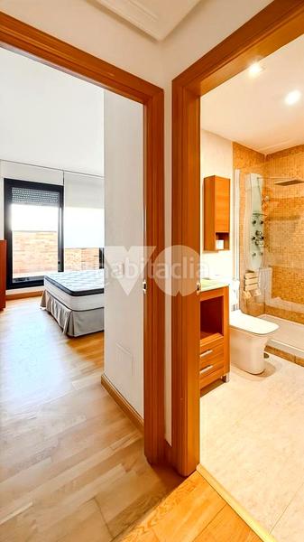 Foto b5f8ccb0-3b6f-43ab-b698-412428466647. Affitto duplex con riscaldamento parcheggio piscina in Majadahonda