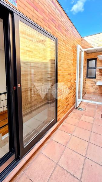 Foto 283c4bd9-4f70-463a-82e8-dedc06c0d57a. Alquiler dúplex piso duplex en alquiler, golf el carralero, en Majadahonda