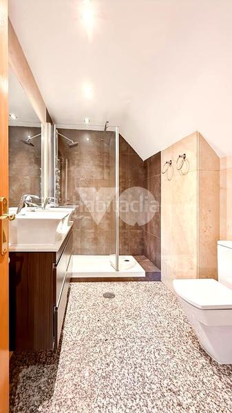 Foto 5575af7f-62da-47ee-bdcb-cd871670bba1. Rent duplex with heating parking pool in Golf-El Carralero Majadahonda