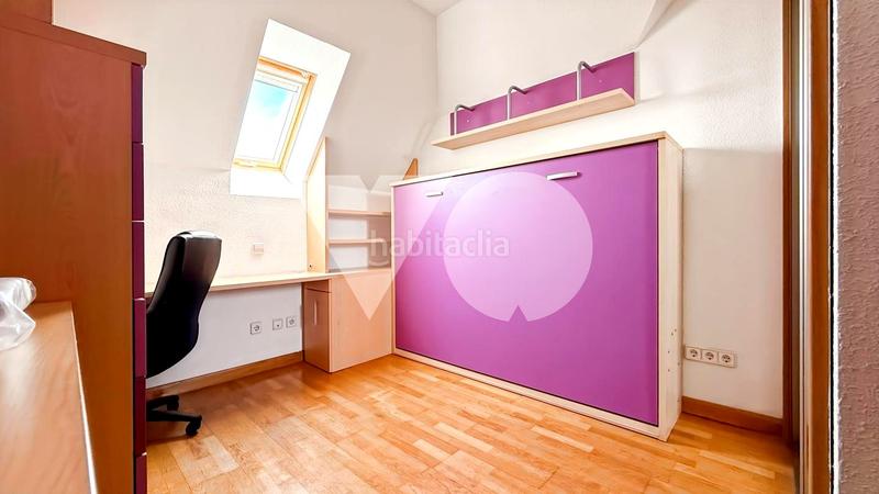 Foto 671e6a2c-649c-4a50-a700-d48bdd93e67b. Rent duplex with heating parking pool in Golf-El Carralero Majadahonda