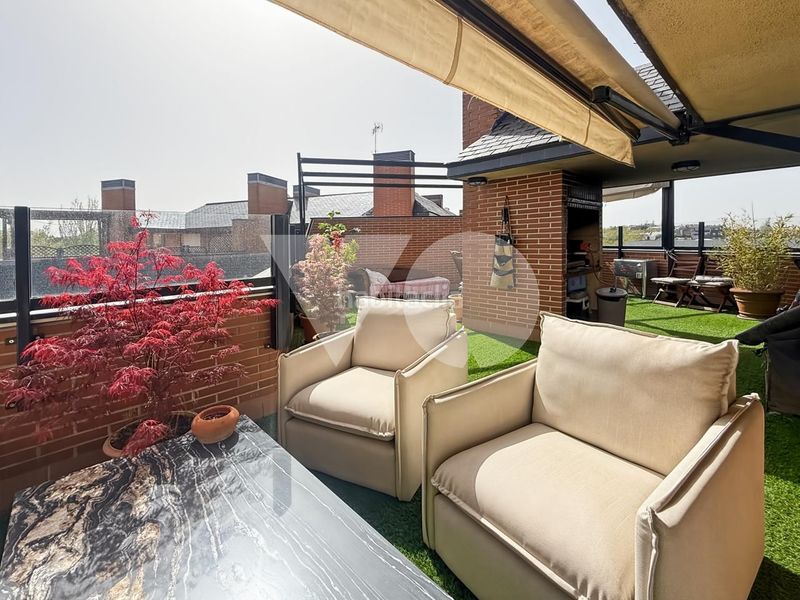 Foto 515102b3-3d31-4cc5-b277-fce31778291e. Dúplex amb calefacció aparcament piscina a Norte Majadahonda