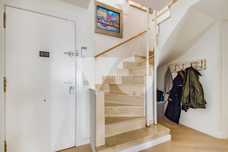 Foto 5cee0e0f-b952-412a-b625-43b1514b716c. Dúplex amb calefacció aparcament piscina a Norte Majadahonda