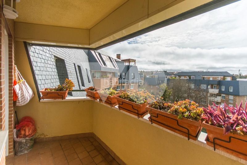 Foto 7e136441-f239-42da-a911-acfcaca3ccee. Dúplex amb calefacció aparcament piscina a Norte Majadahonda