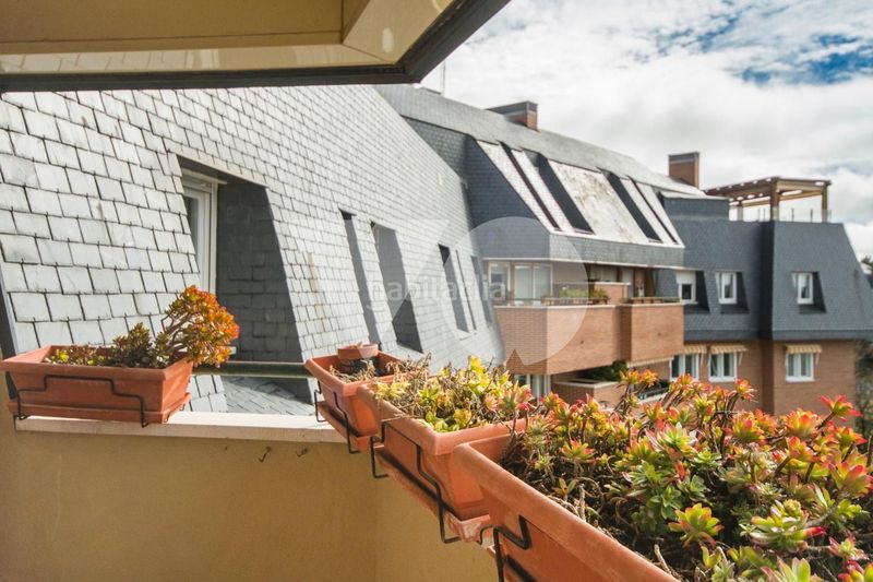 Foto 81b37615-f011-48ff-a997-87321e8c1194. Dúplex amb calefacció aparcament piscina a Norte Majadahonda