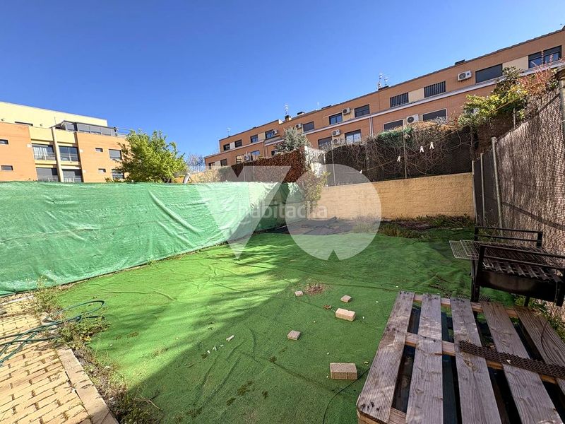Foto 42b951cb-fef2-4b54-848e-fb6e269f220c. Casa amb calefacció piscina a Los Villares Arganda del Rey